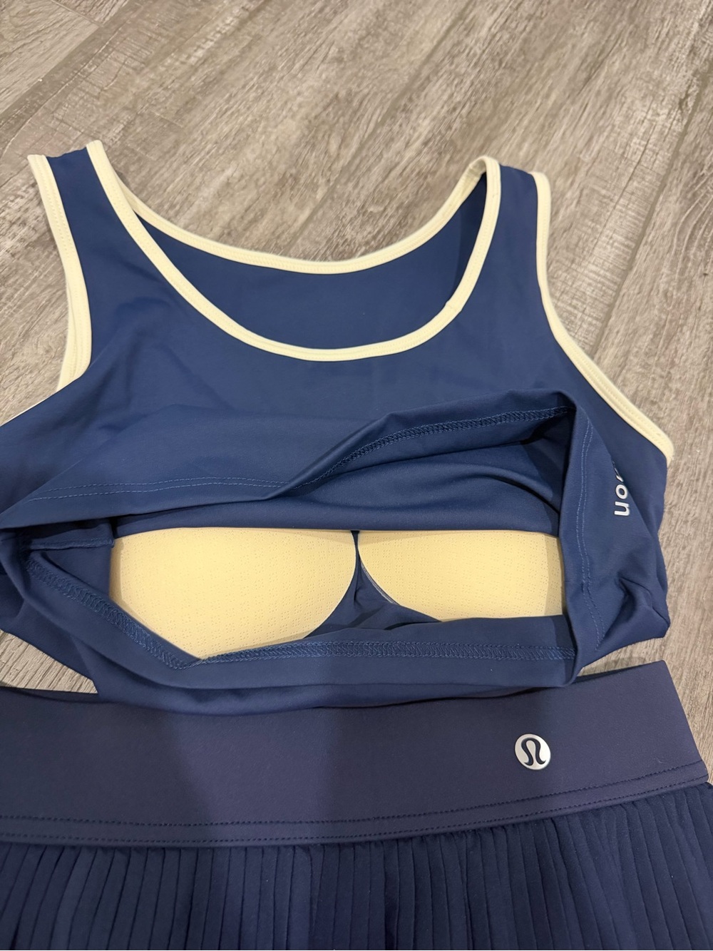 lululemon athletica navy blue tank and pleated skirt set - Picture 4 of 4